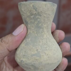 ancient roman bottle container
